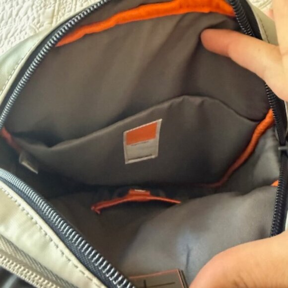 hedgren connect passage bag - Picture 2 of 3